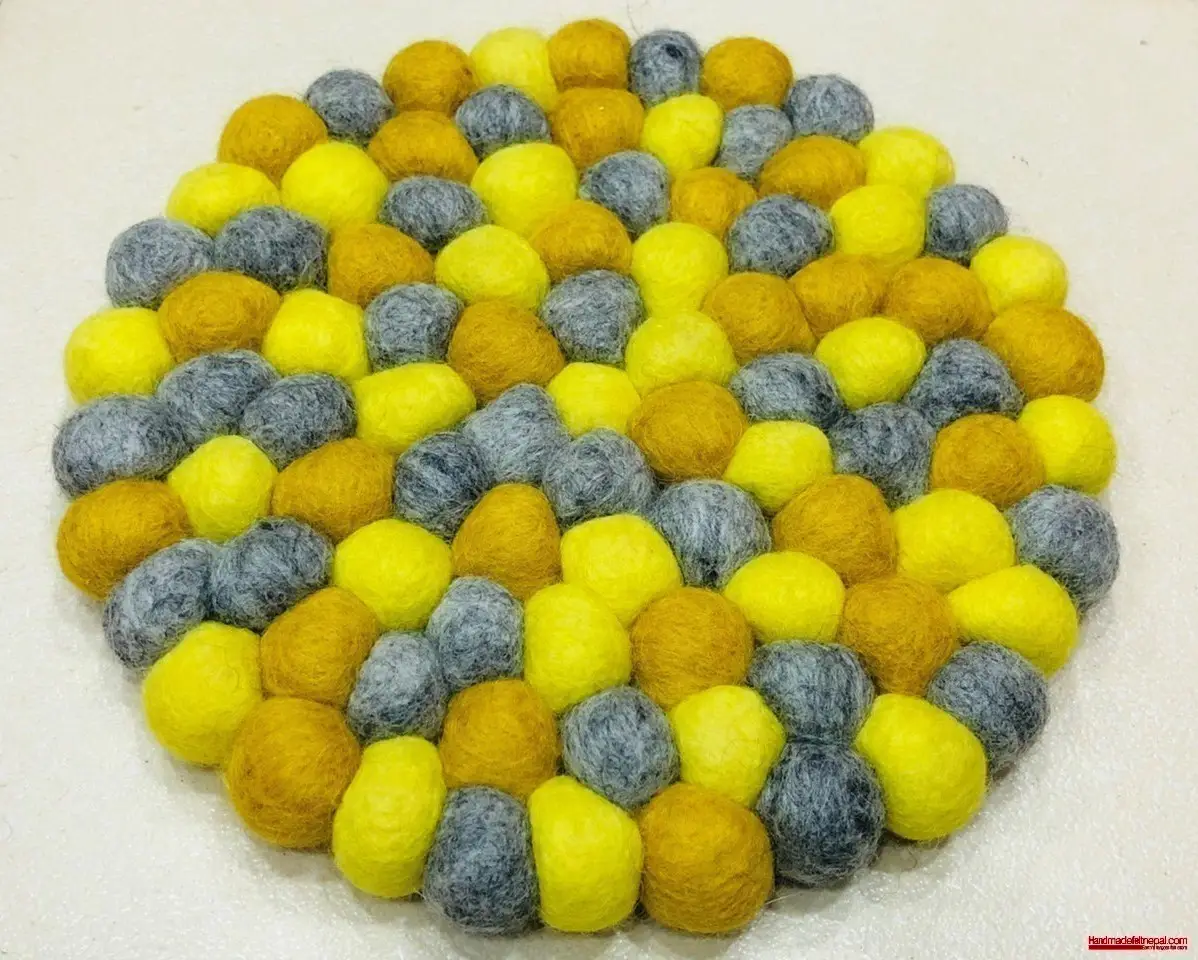 Felt Ball Trivet (Yellow, Mustard With Grey)