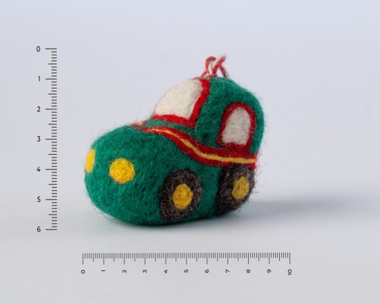 Felt green car toy