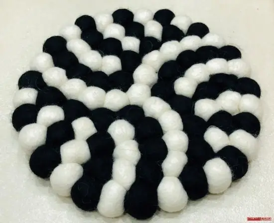 Felt Ball Trivet (Black & White)
